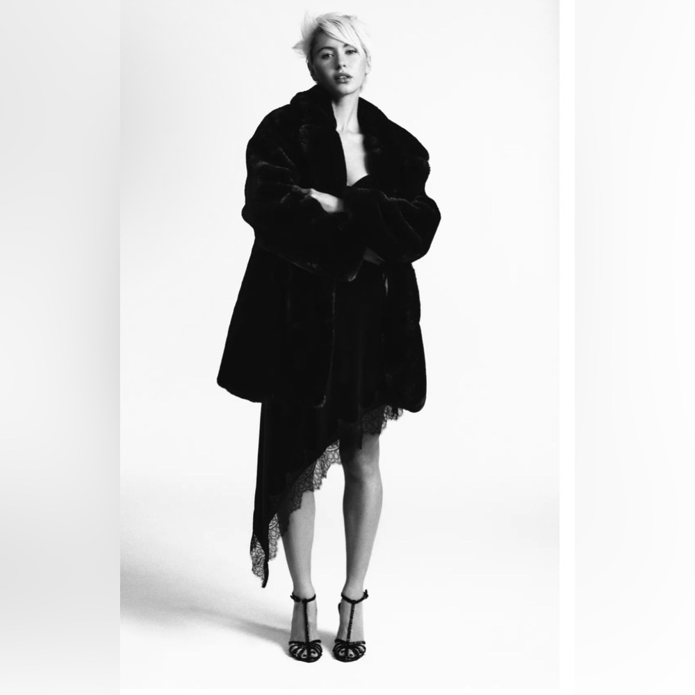 Zara Elegant Faux Fur Coat